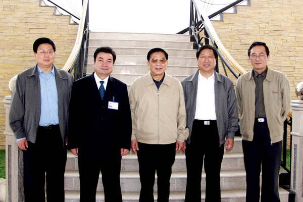 中宣部副部长王太华视察J9九游会